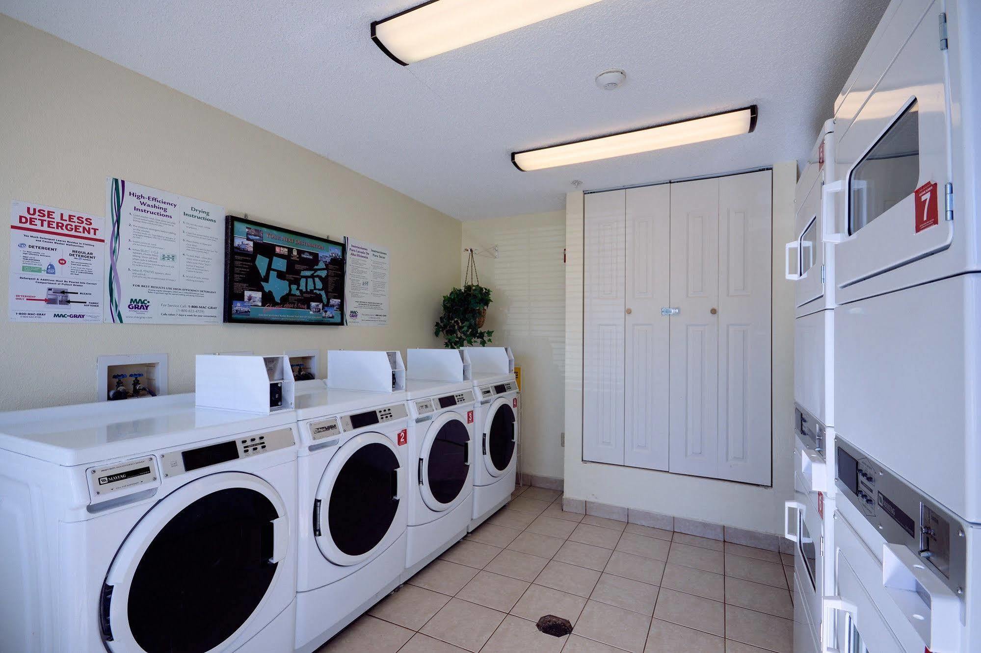 Intown Suites Extended Stay Decatur Al Екстериор снимка